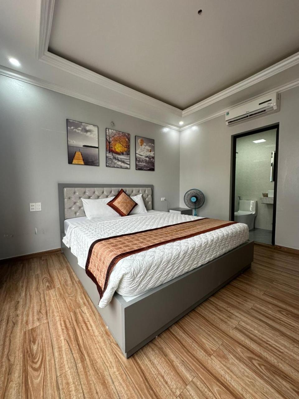 Viet Hoang Hotel Ha Long Bagian luar foto